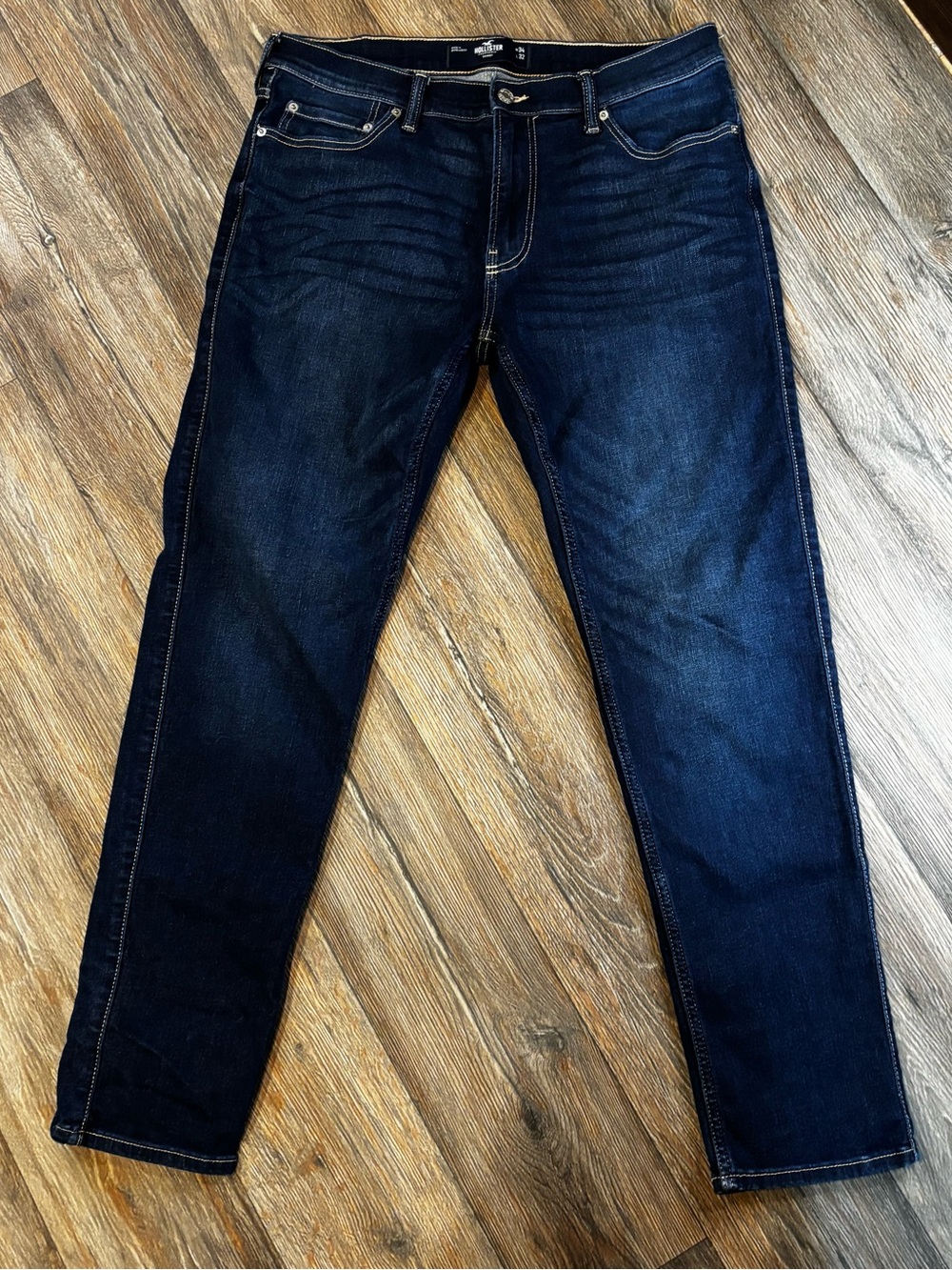 Hollister Men's Dark Indigo Slim Straight Jeans